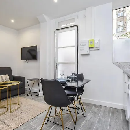 Cosy - 1br-4p - Auteuil شقة *